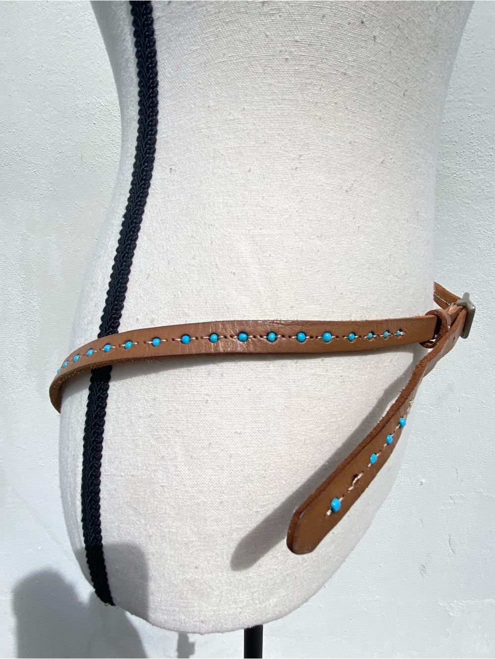 Tan & Turquoise Bead Genuine Leather Skinny Belt Size XL - Picture 3 of 6